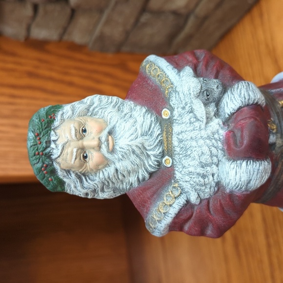 Ceramic Santa Lion and Lamb - Picture 3 of 4